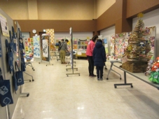 クリスマスこども抽選会！　《小学生以下限定：参加有料》